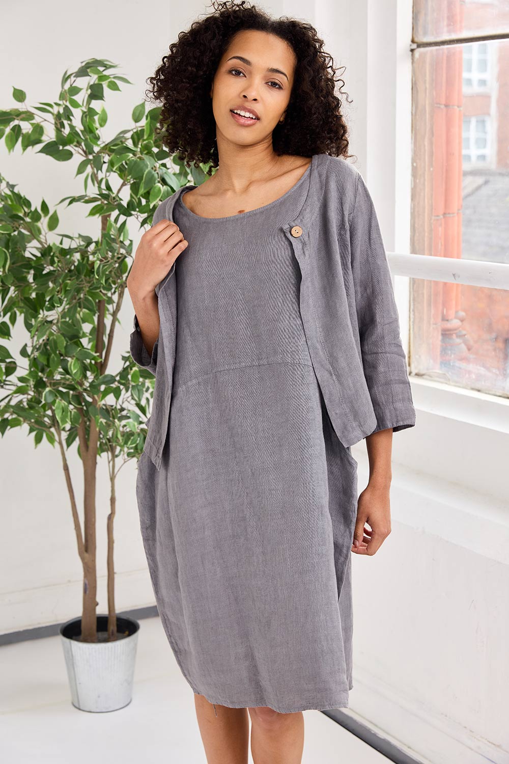 ART One-Button Crop Cardigan