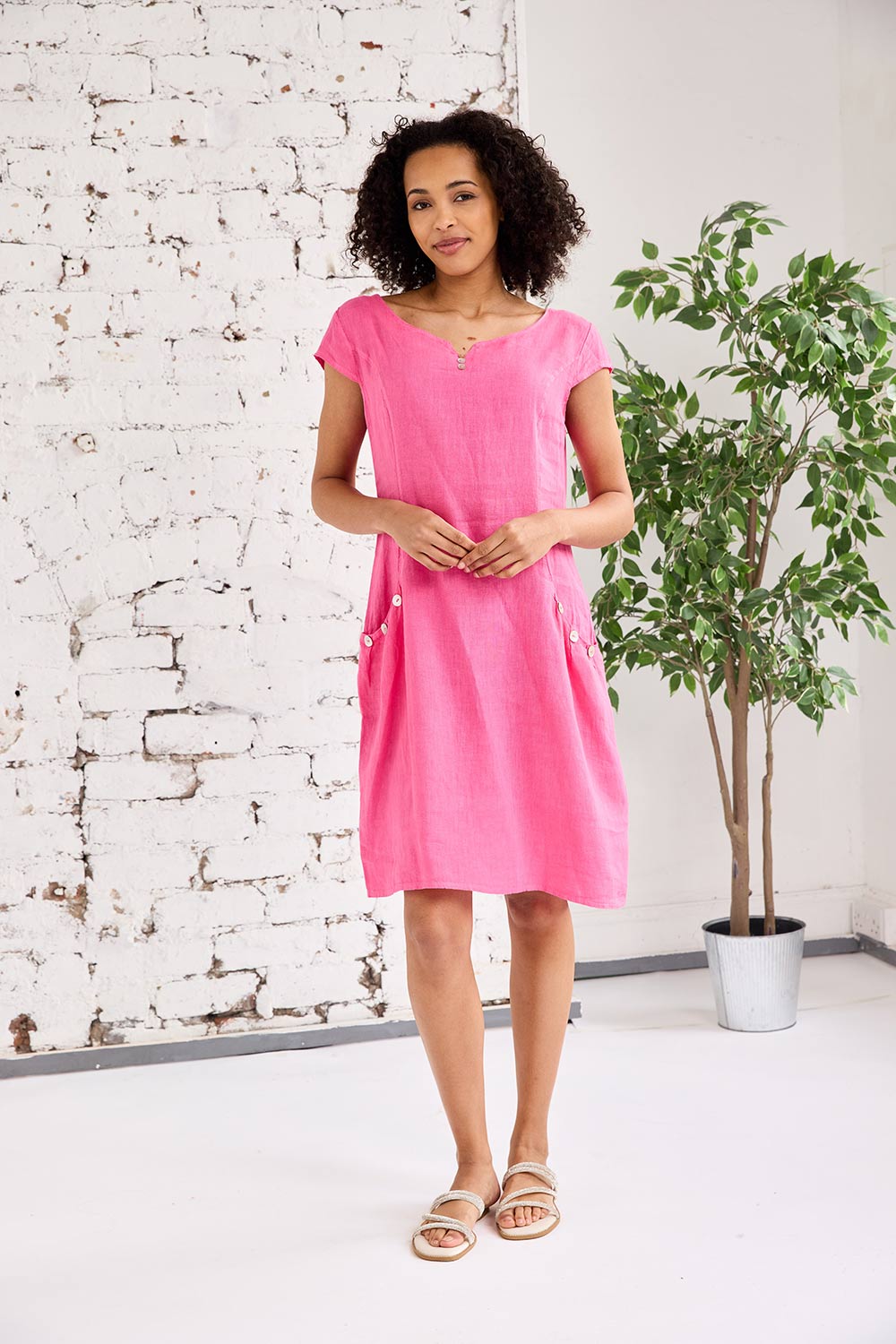 ART Two-Pocket Dress