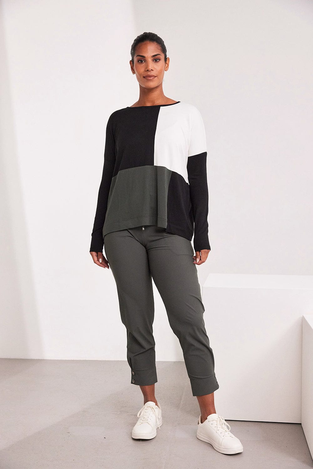 NAYA Tech Popper Trouser