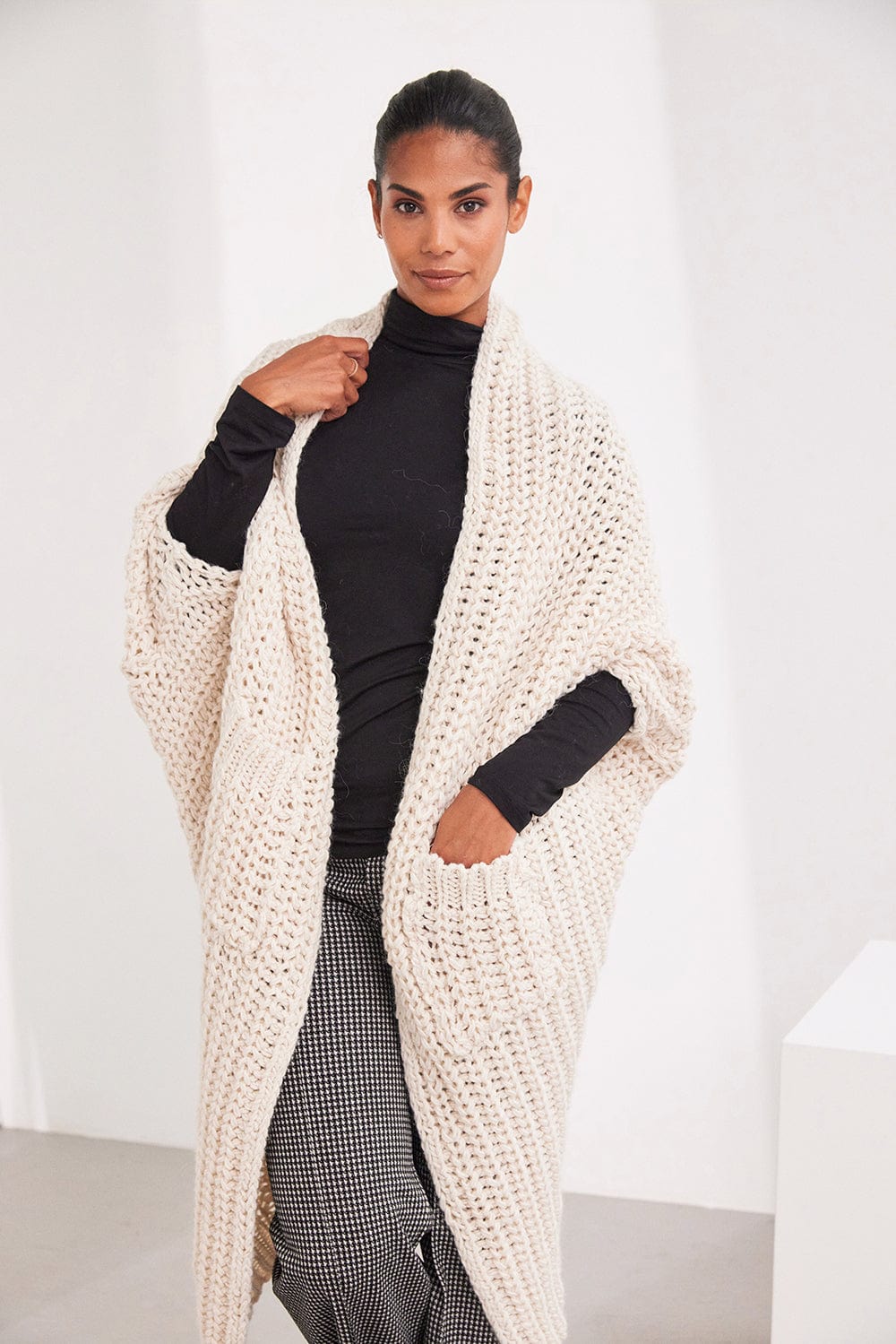 ART Long Cable Cardigan