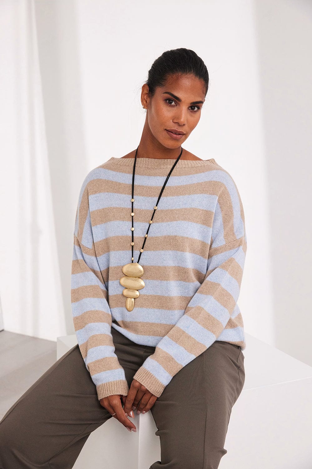 Neassa Necklace