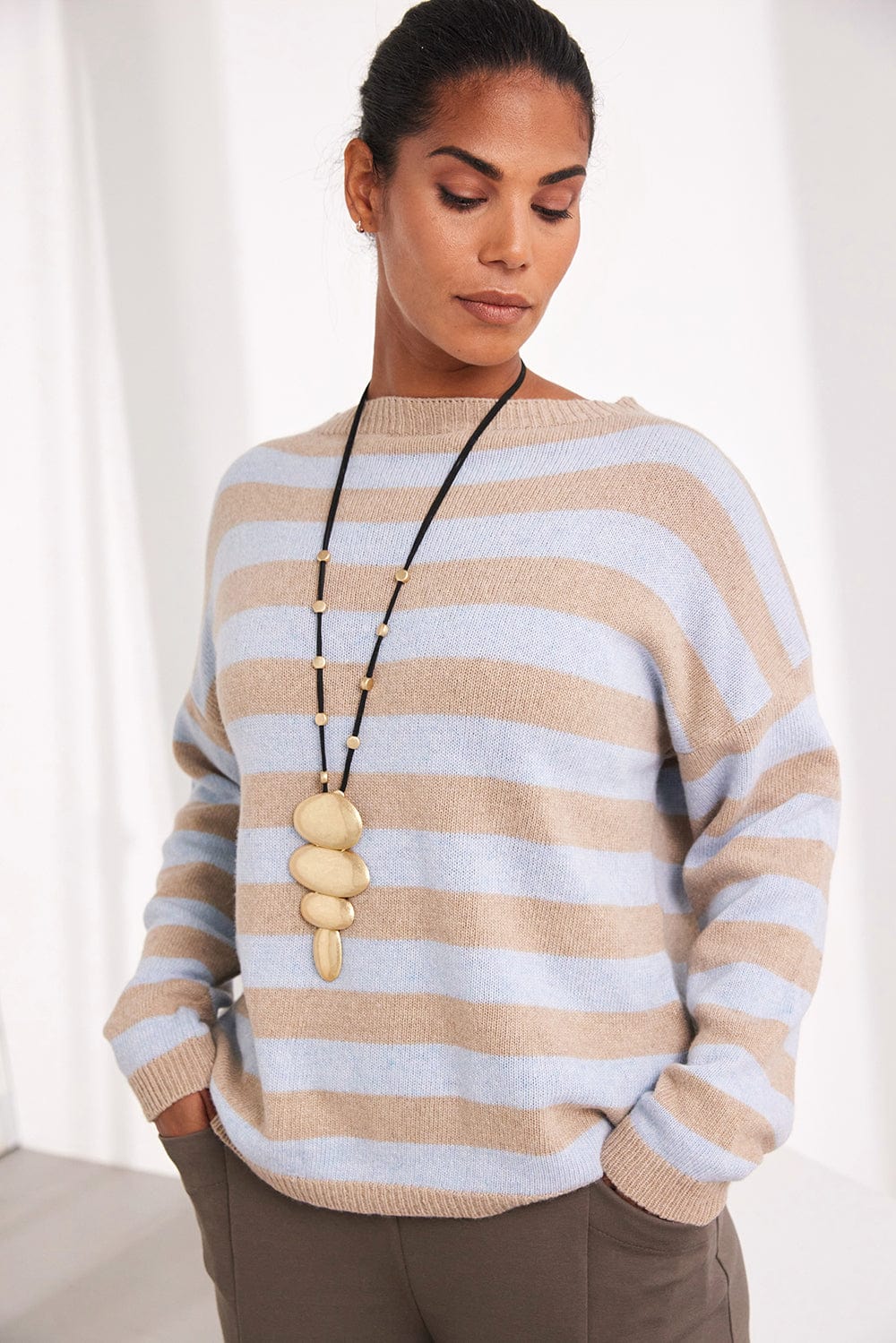 Neassa Necklace