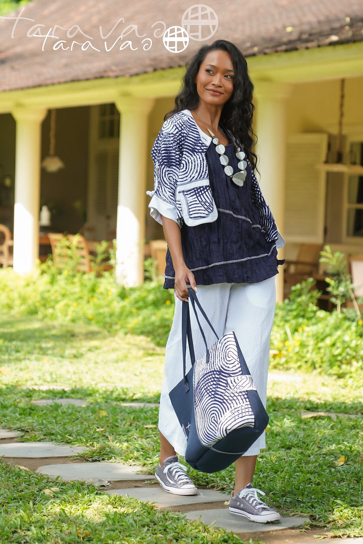 Tara Vao Circle Jacket