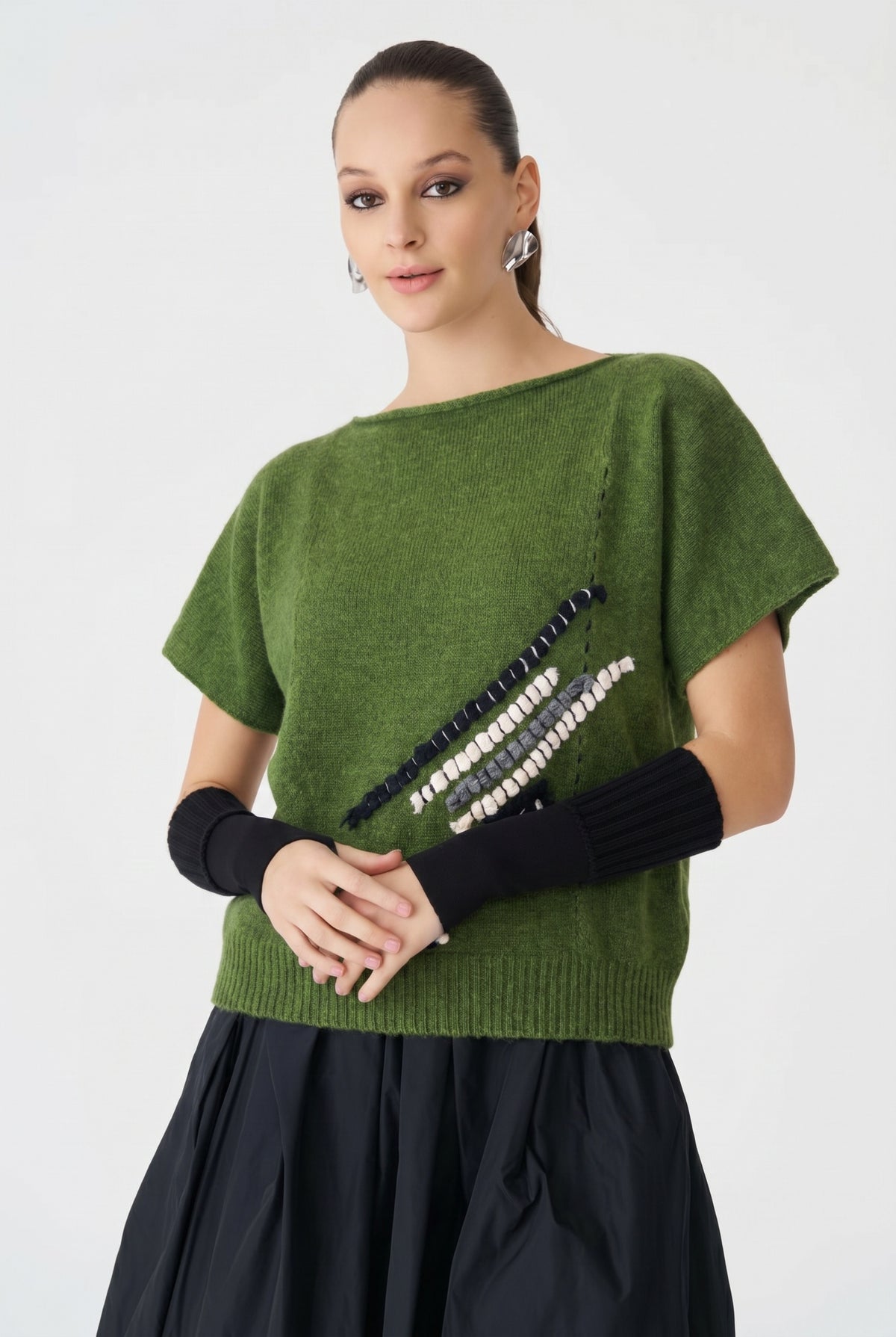 BIZE Applique Knit