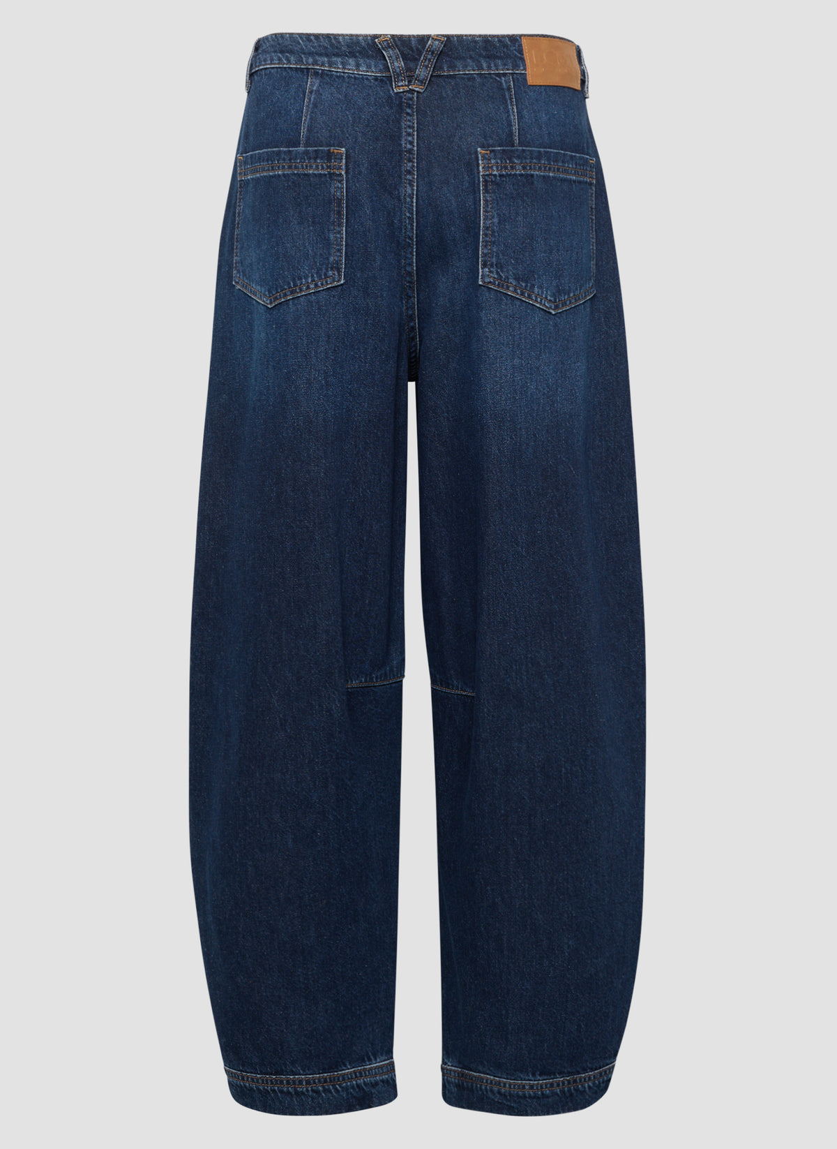 LE COMTE Barrel Leg Jean
