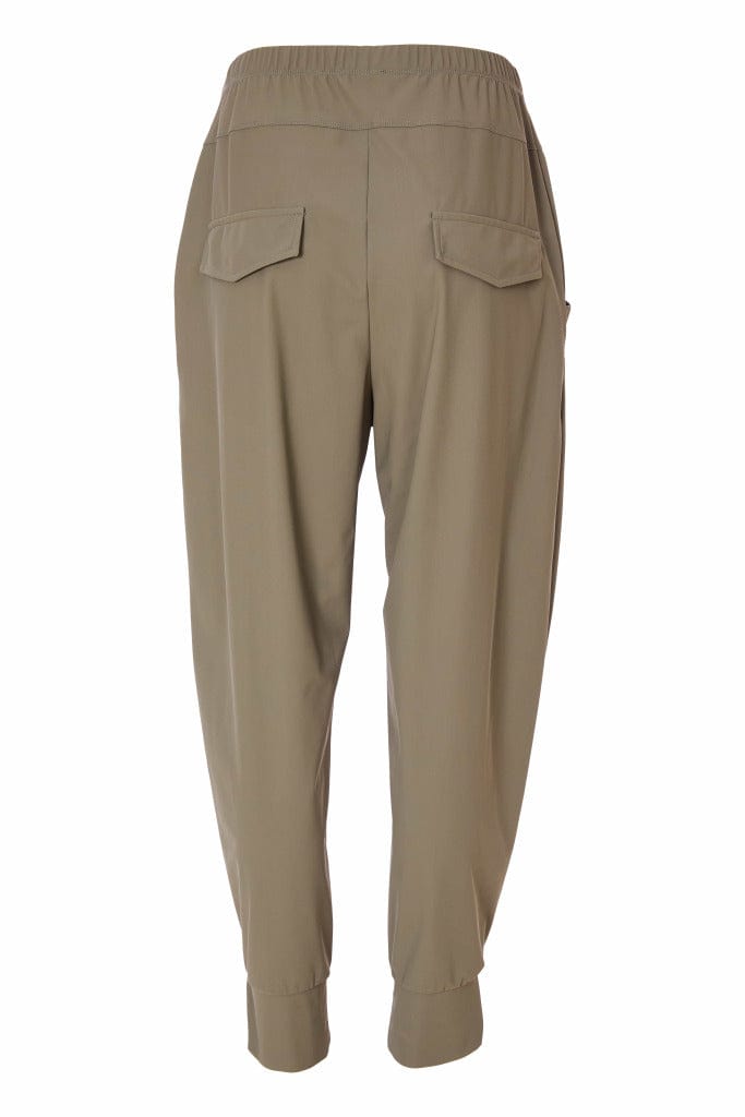 NAYA Tuck Trouser