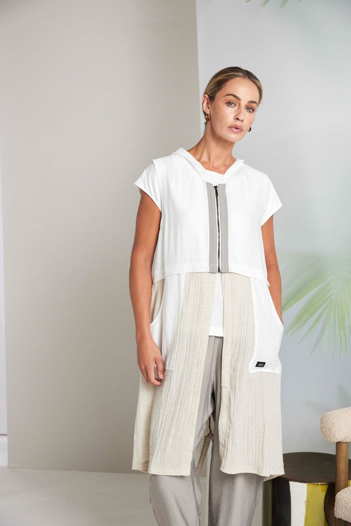 NAYA Contrast Waistcoat