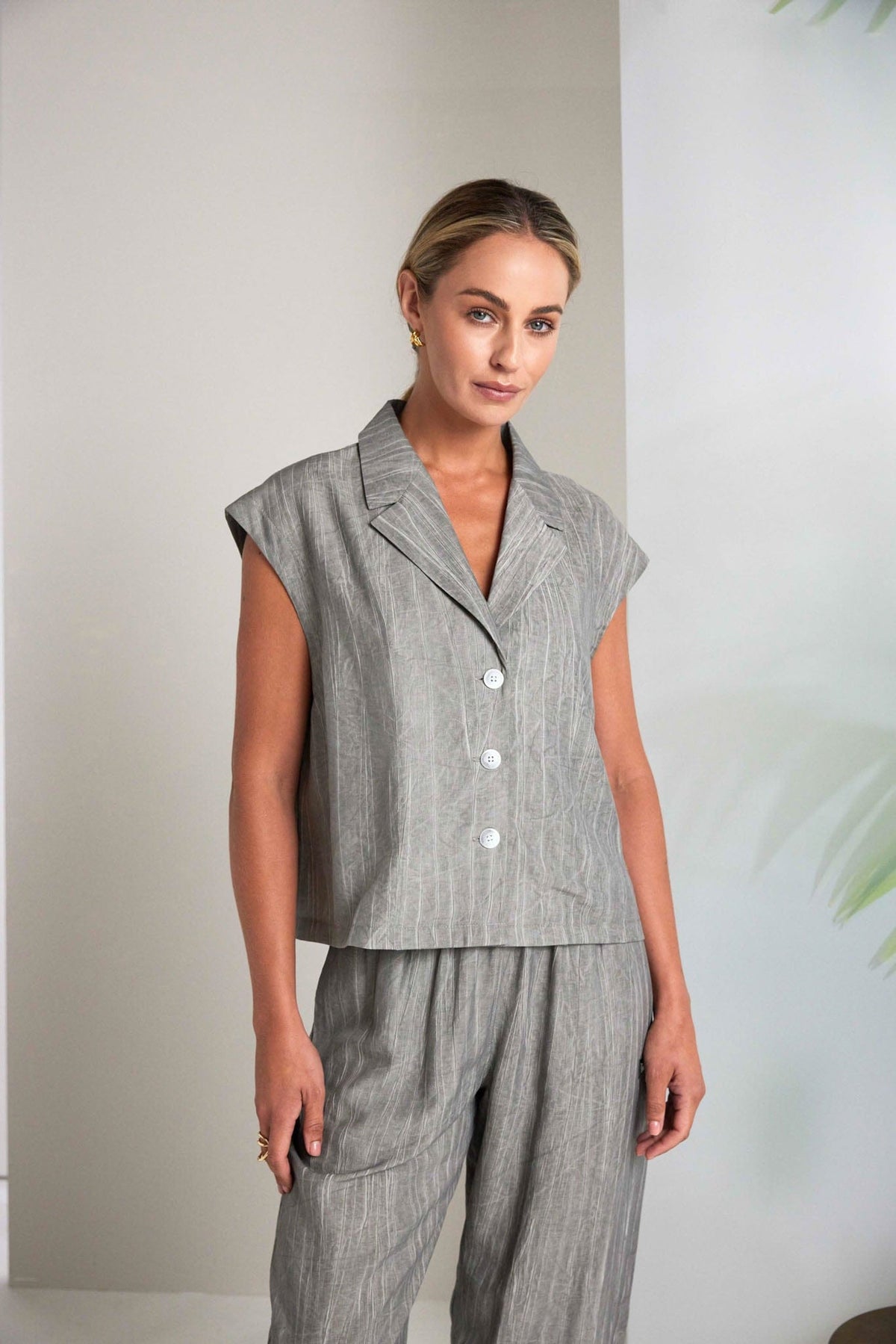 NAYA Fine Line Trouser