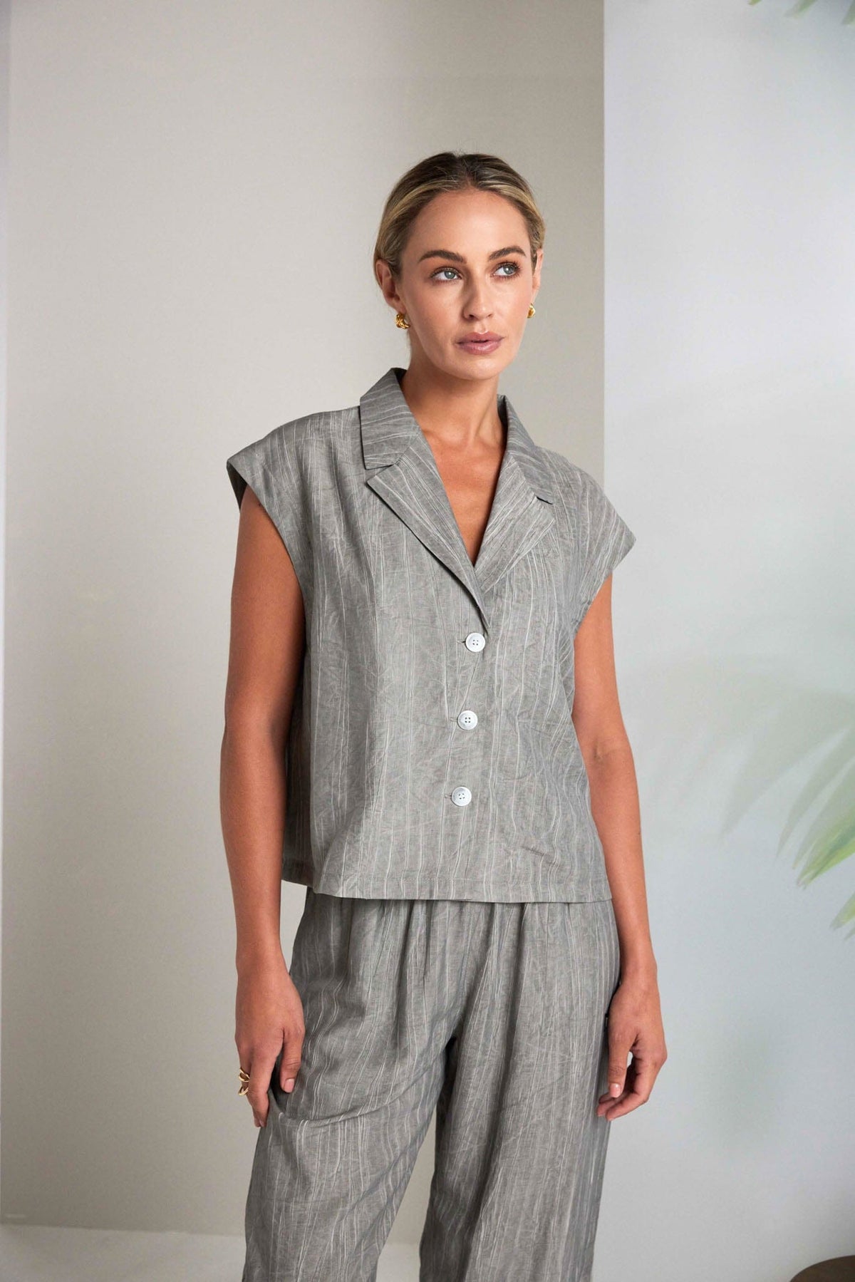 NAYA Fine Line Trouser