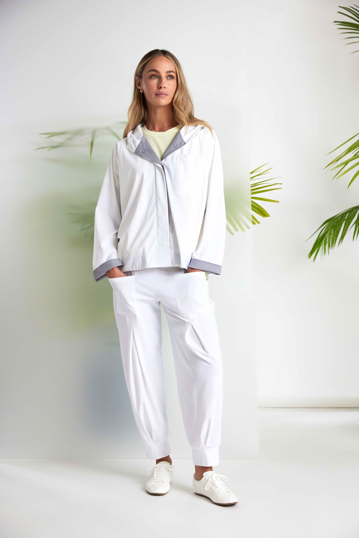 NAYA Front Pocket Tech Trouser