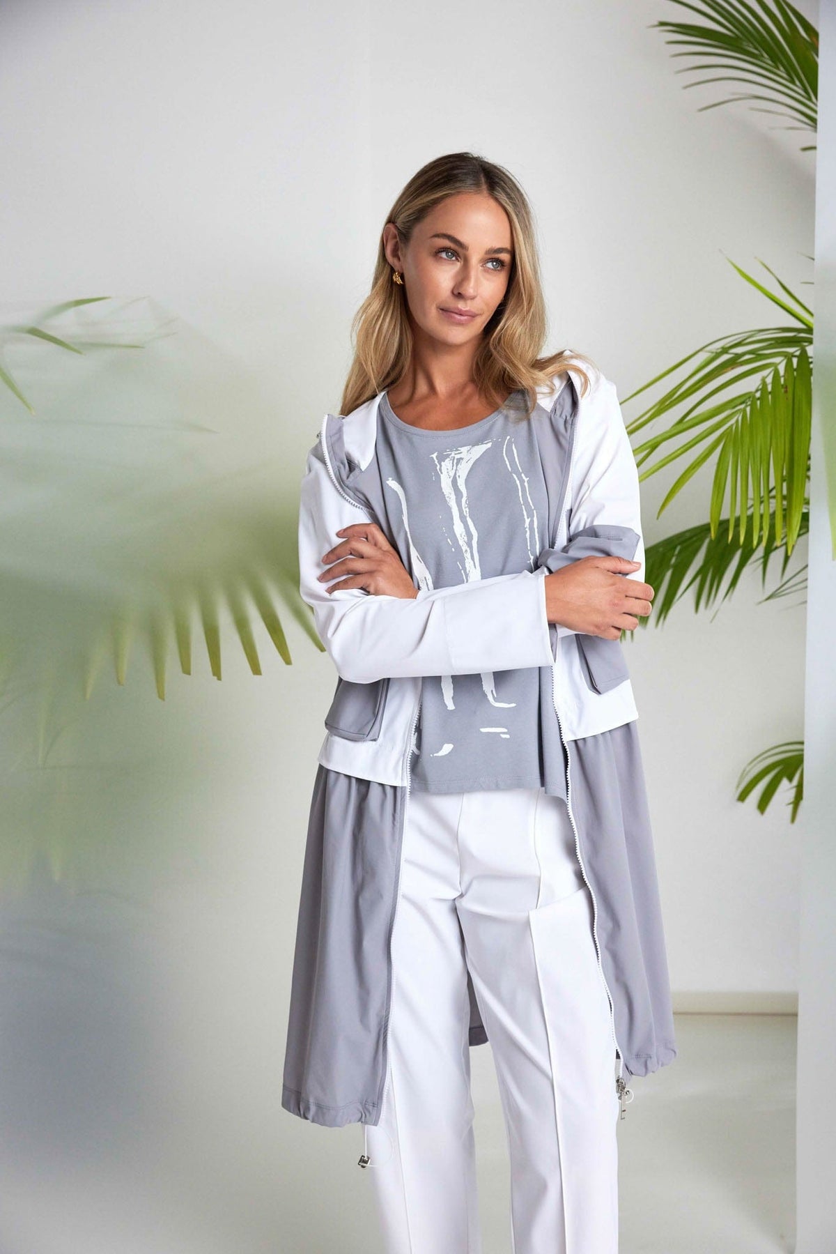 NAYA Contrast Block Top