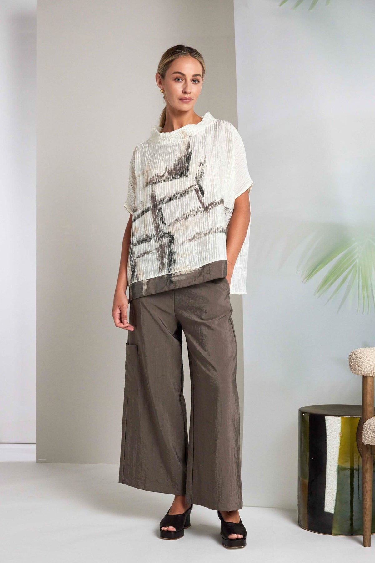 NAYA Crinkle Trouser