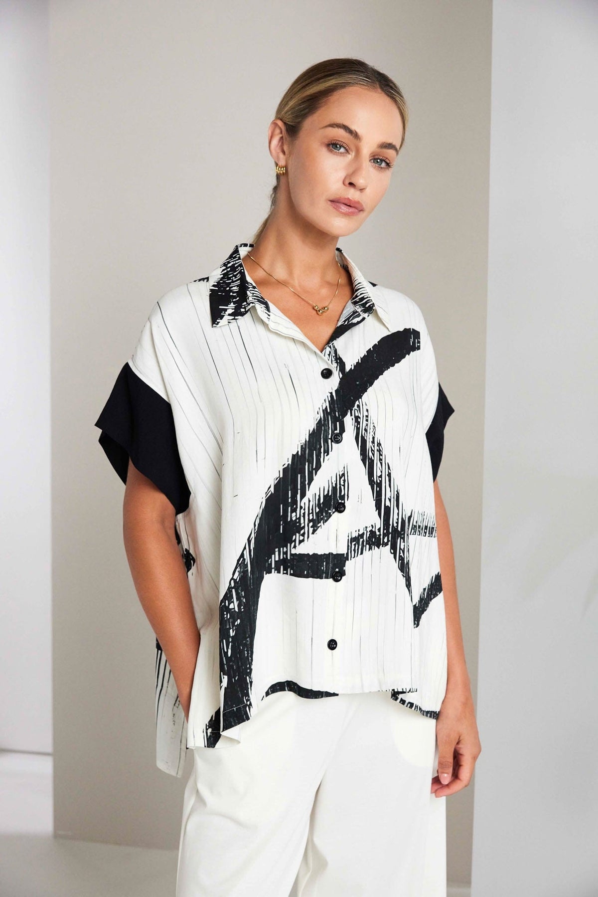 NAYA Multiline Shirt