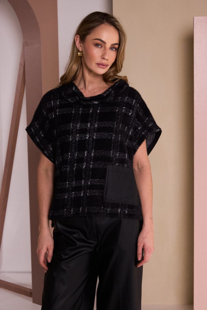 NAYA Zip Wool Top