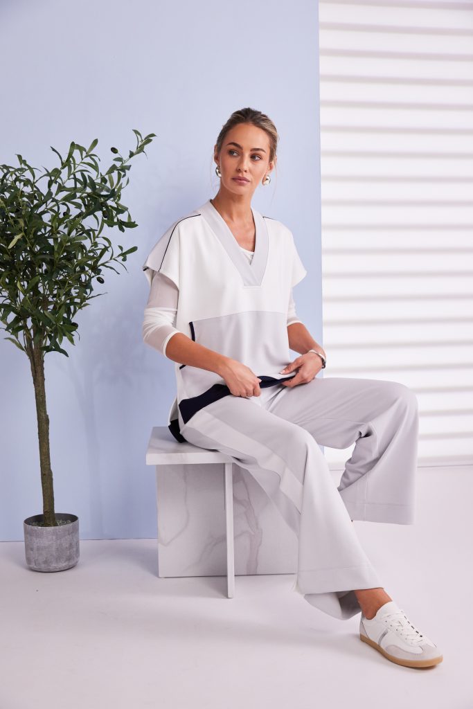 NAYA  Sports Top
