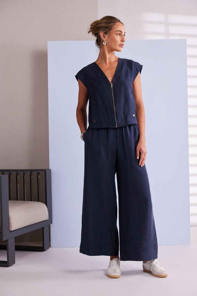NAYA Zip Waistcoat