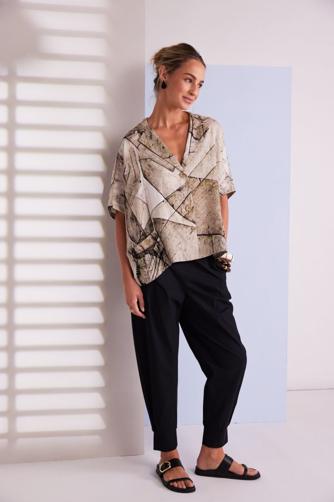 NAYA Tuck Trouser