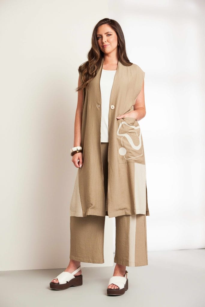 ORA Contrast Waistcoat