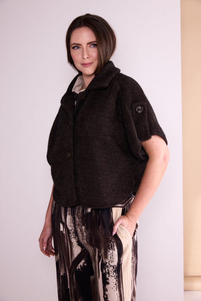 ORA Short Jacket