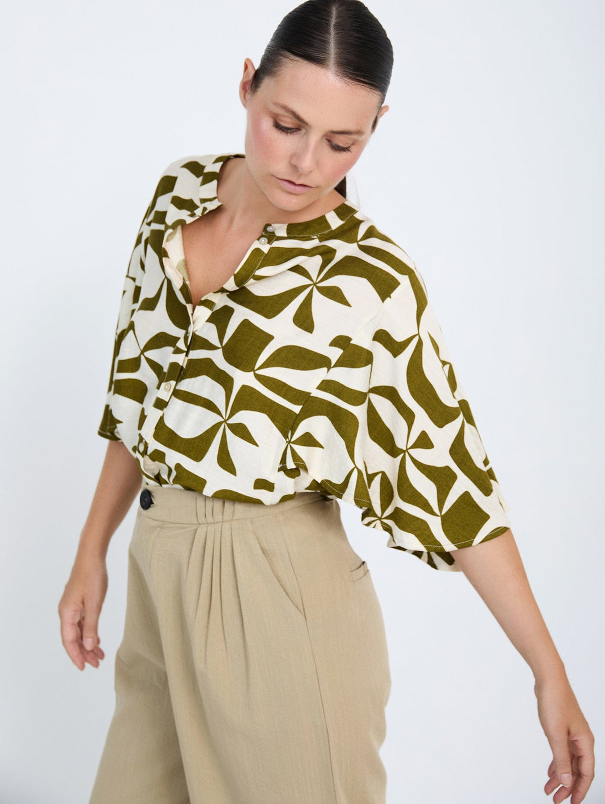 Skatie Fluted Sleeve Top