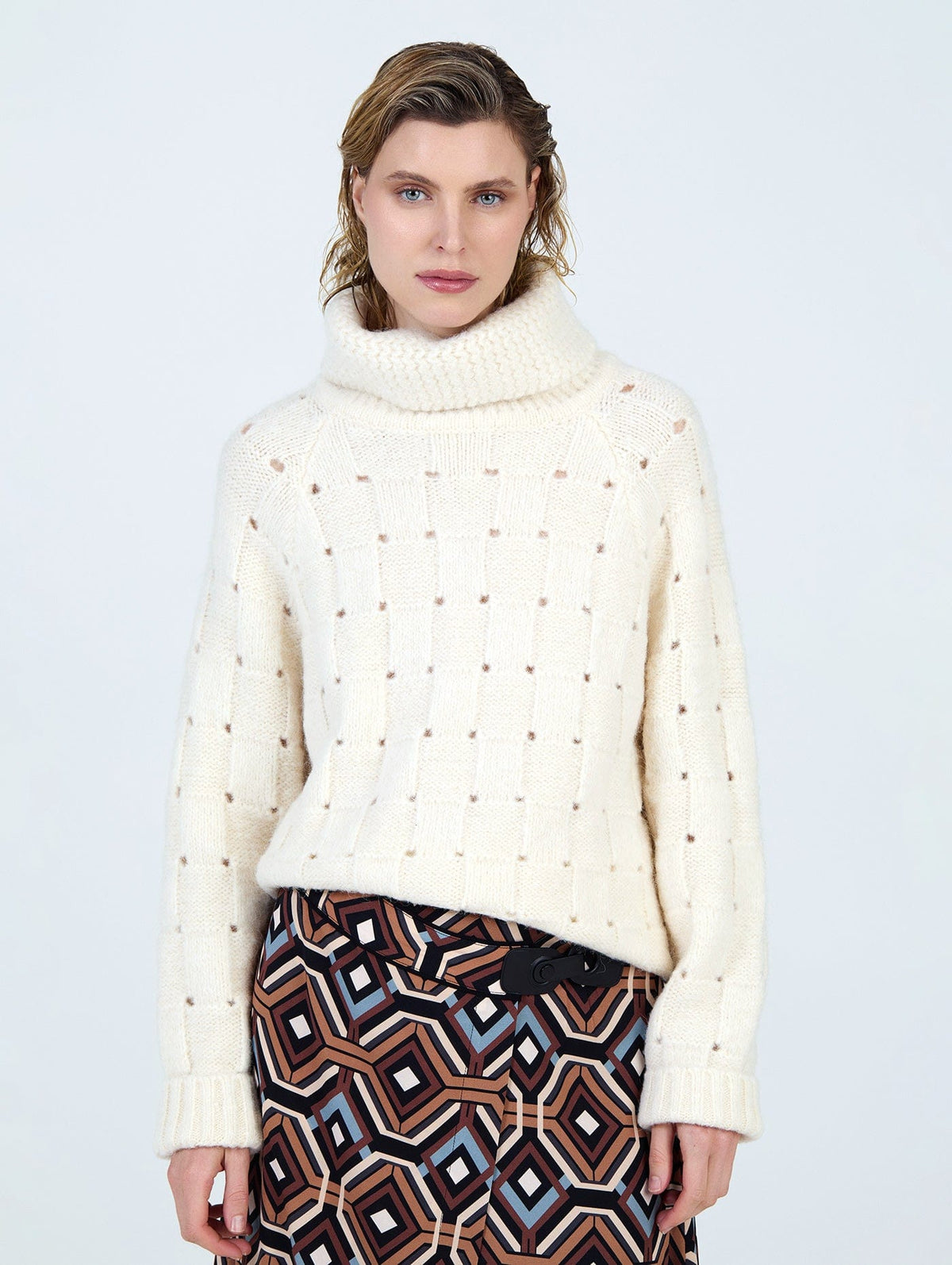 Skatie Woven Square Print Knit