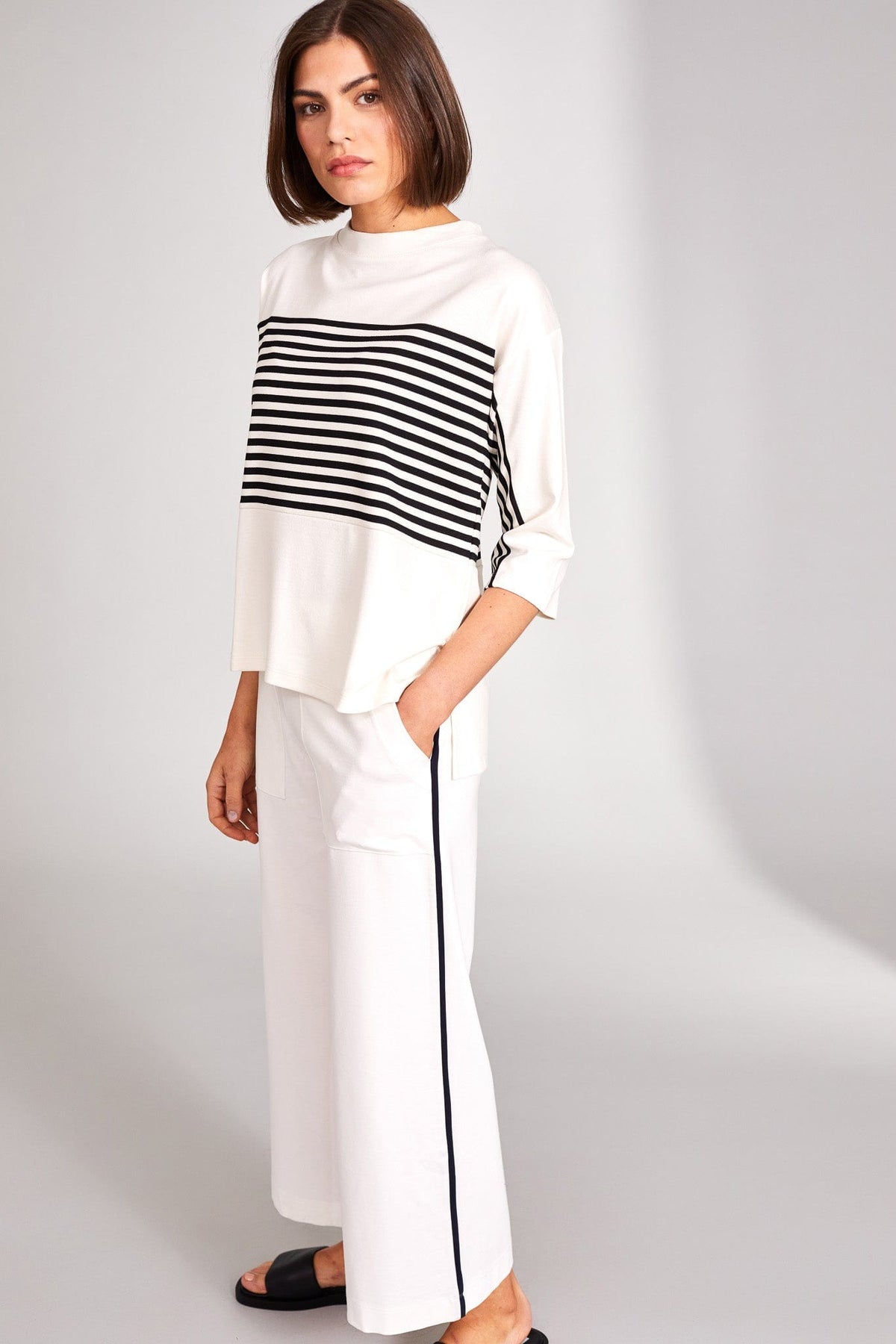 PERUZZI Continous Stripe Top