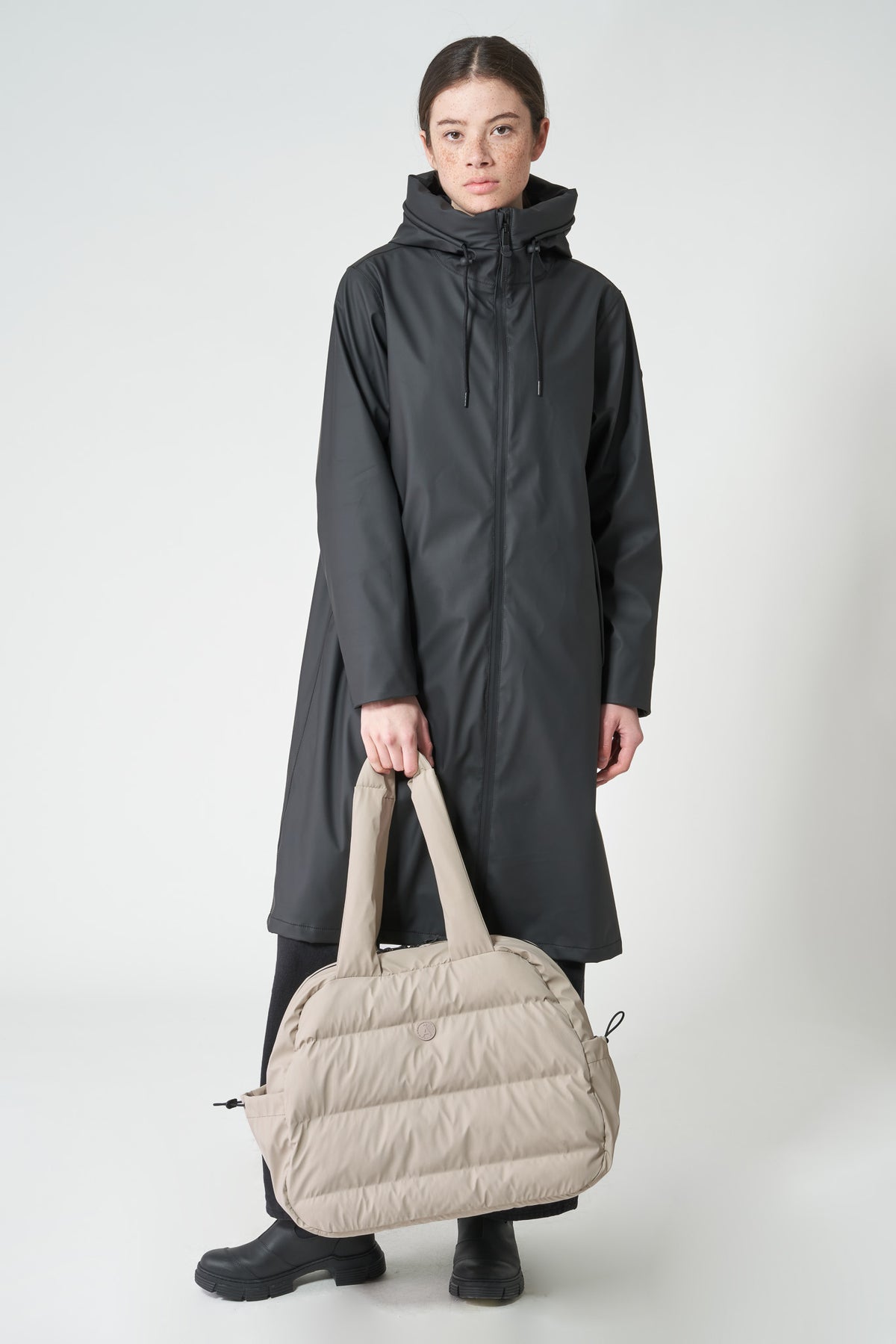 TANTÄ Rounded Waterproof Puffa Bag