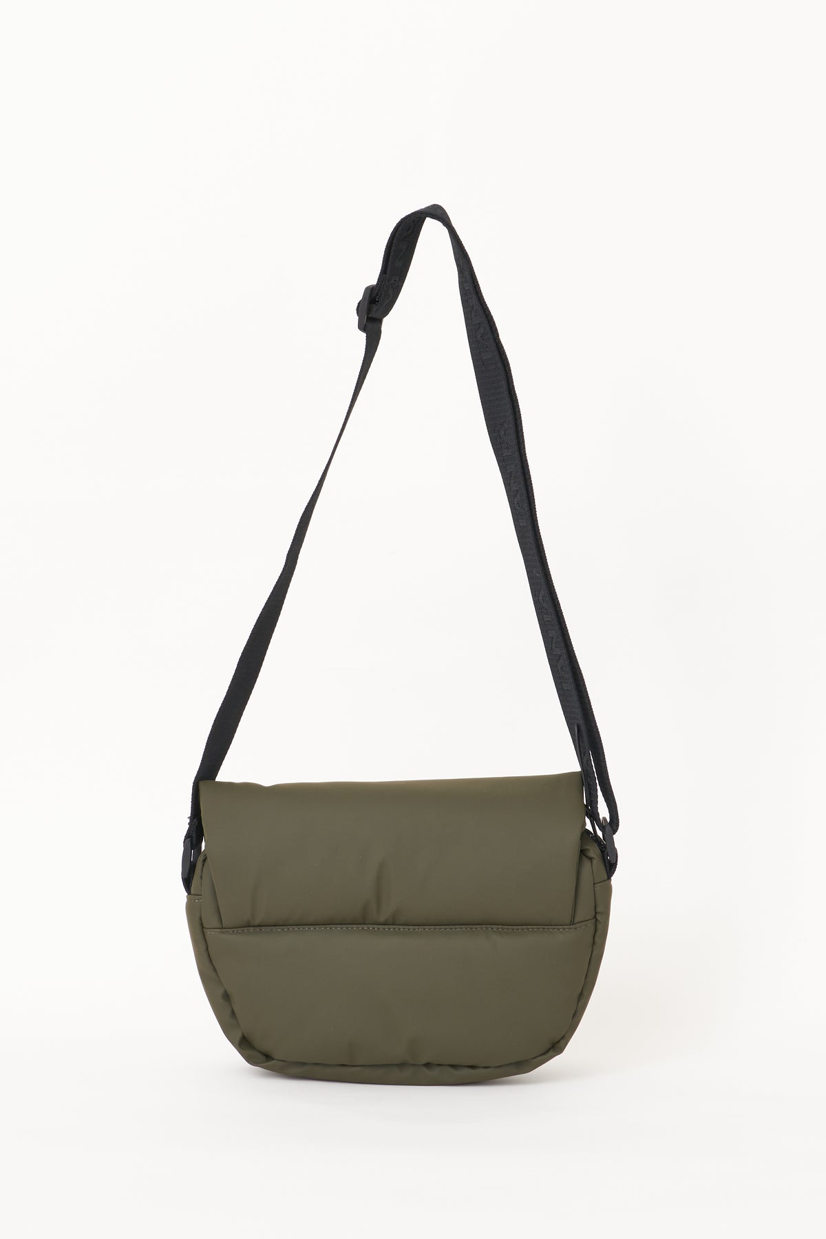 TANTÄ Rounded Waterproof Curved Bag