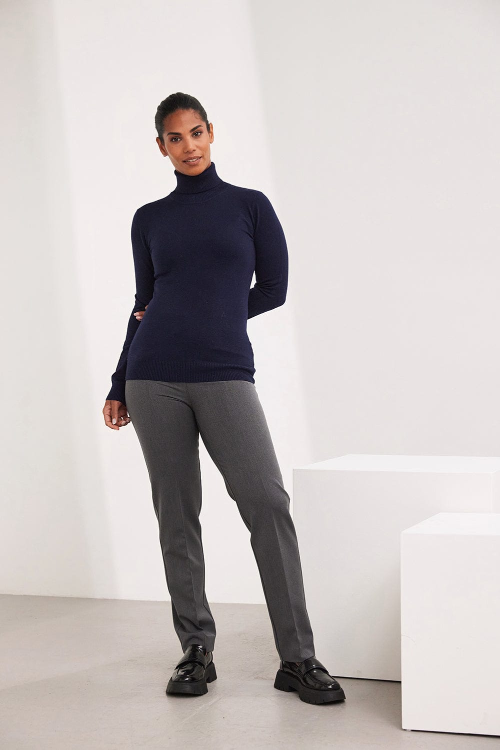 PERUZZI Classic Front Zip Trouser