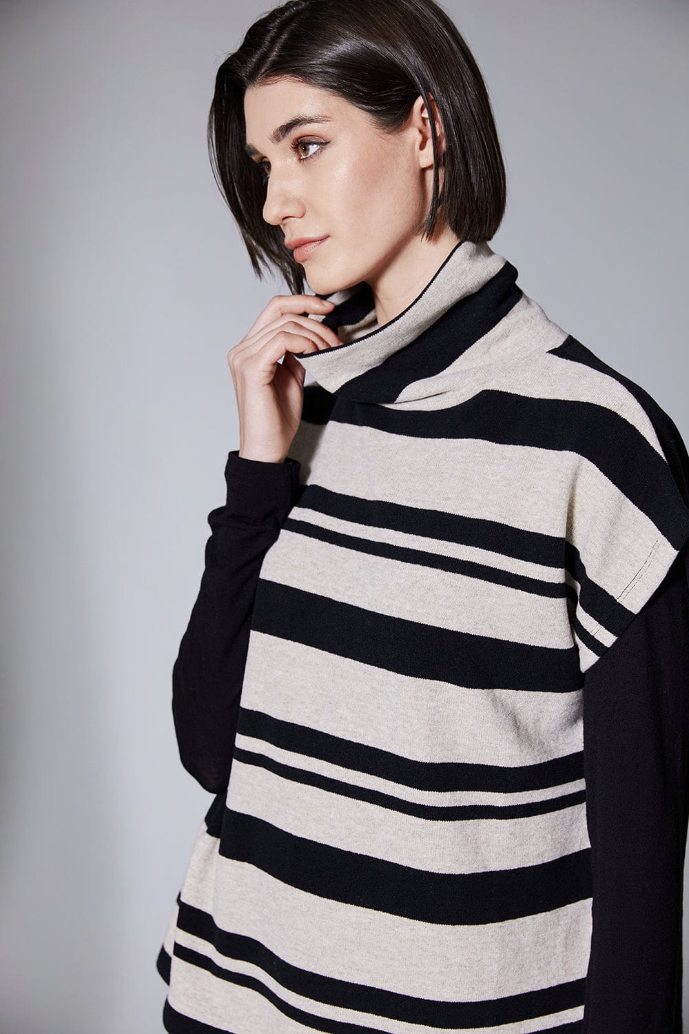 PERUZZI Stripe Front Fleece Top