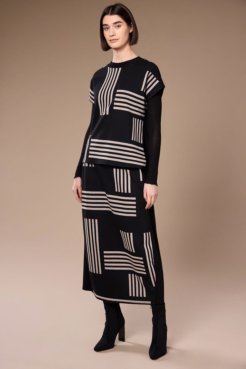 Peruzzi Alternative Stripe Tabbard