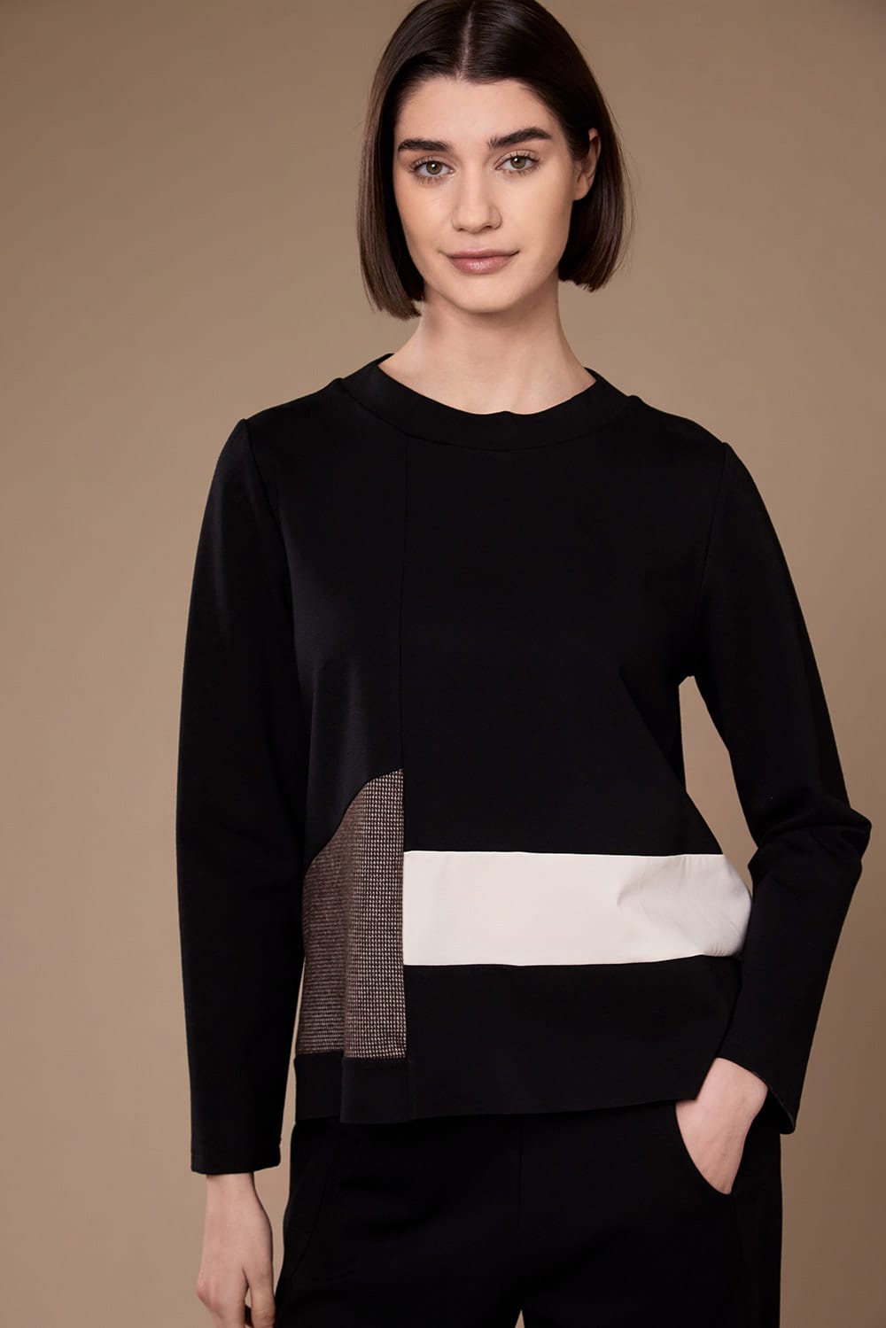 Peruzzi Applique Top
