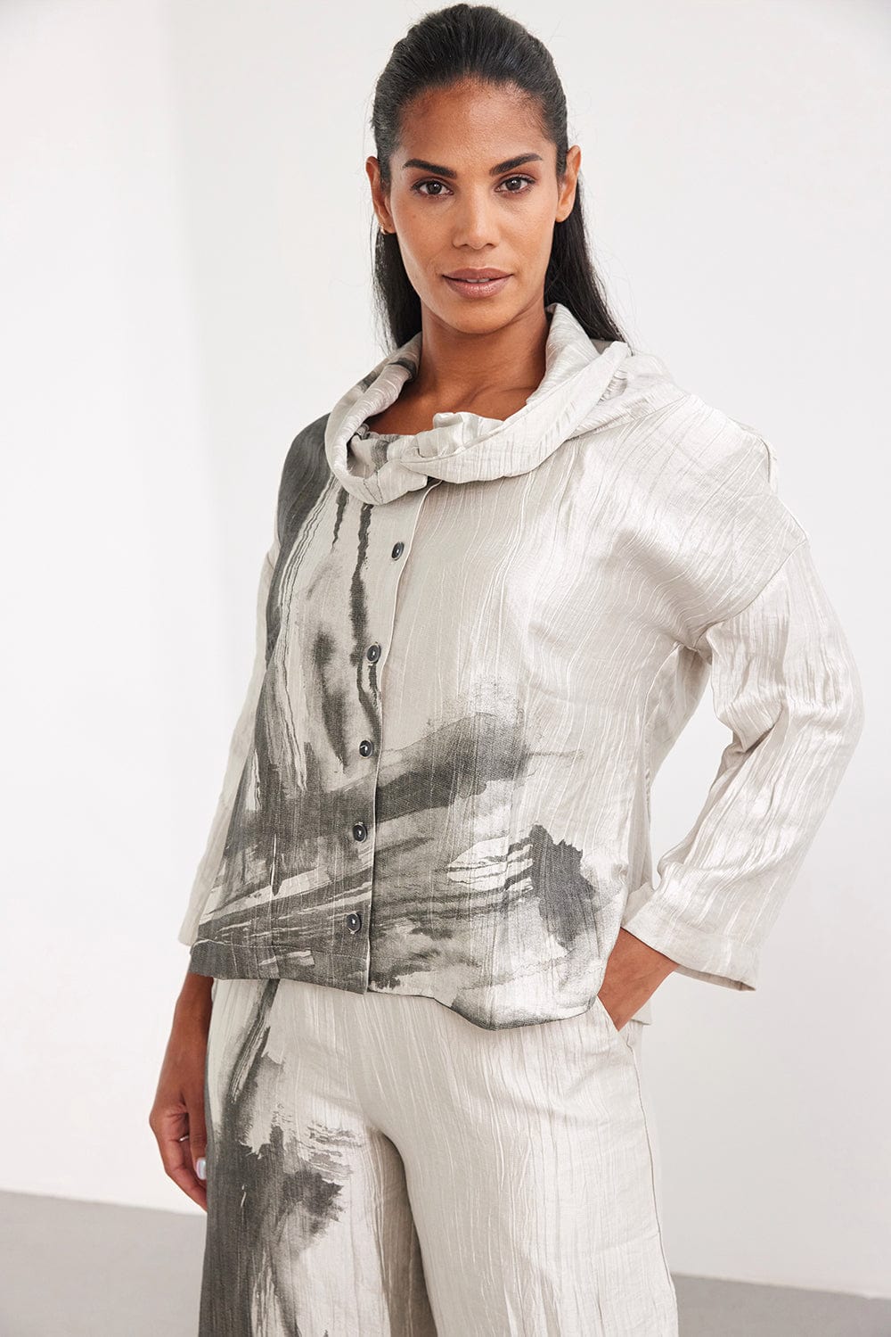 OZAI N KU Foil Print Jacket