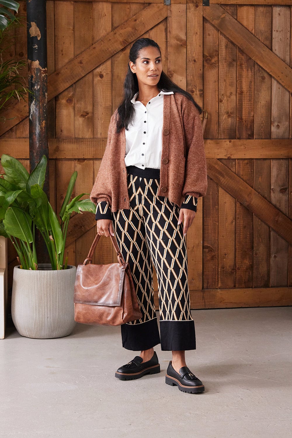 CREAM Cable Two Button Cardigan