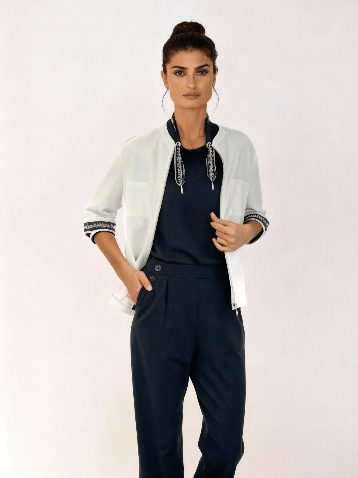 Barbara Lebek Contrast Tie Top