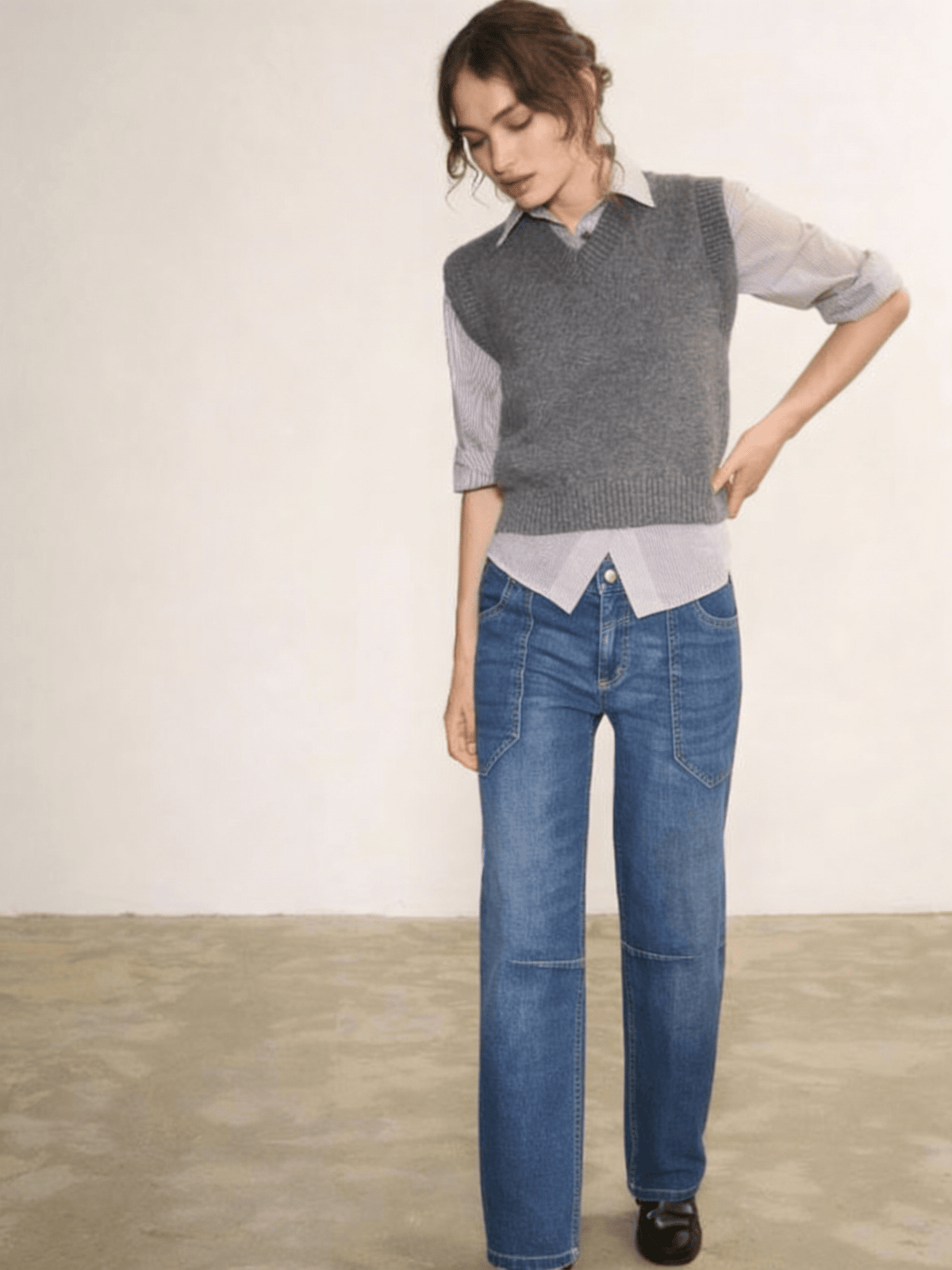 ANNA MONTANA Slim Barrel Jean