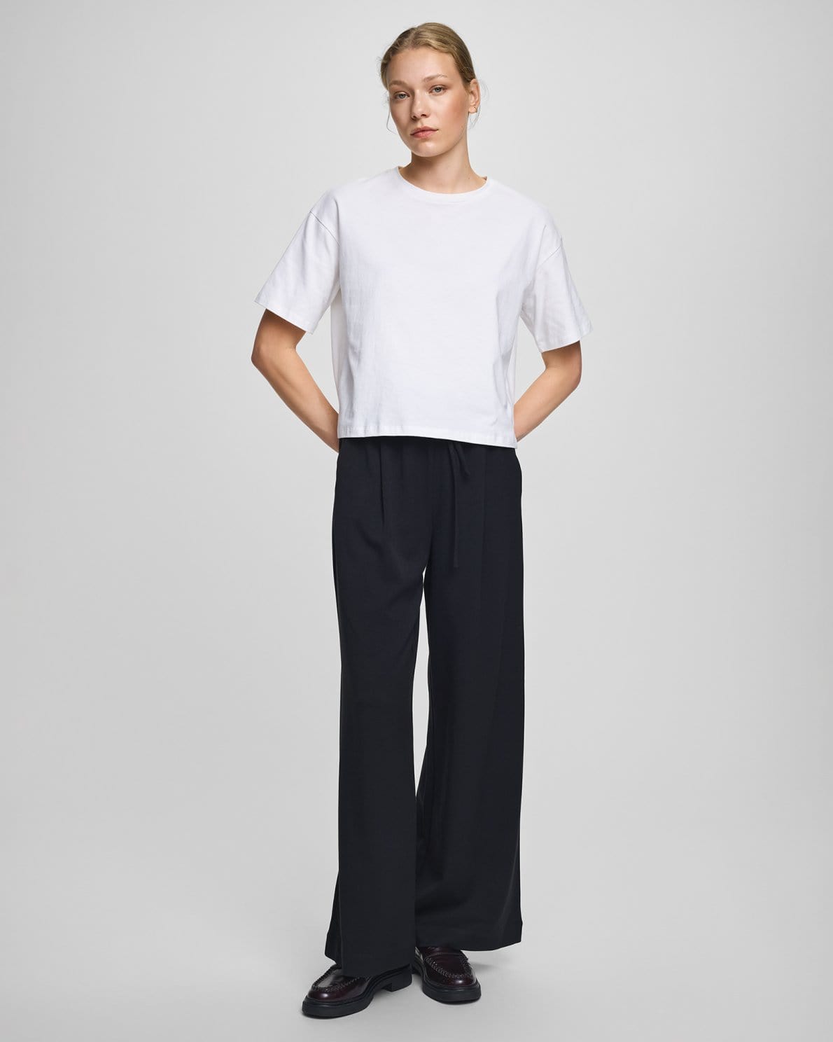 MSCH Wide Leg Relaxed Trouser