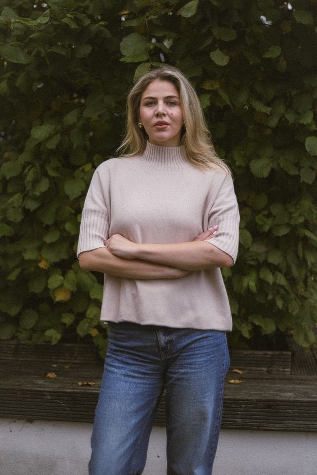 ART Ribbed High Neck Knit