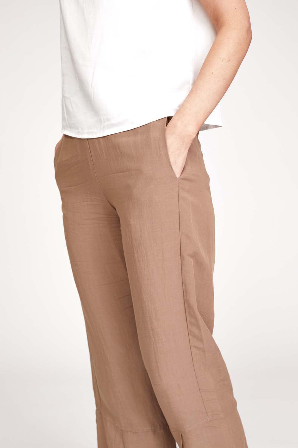 Peruzzi Split Seam Trouser