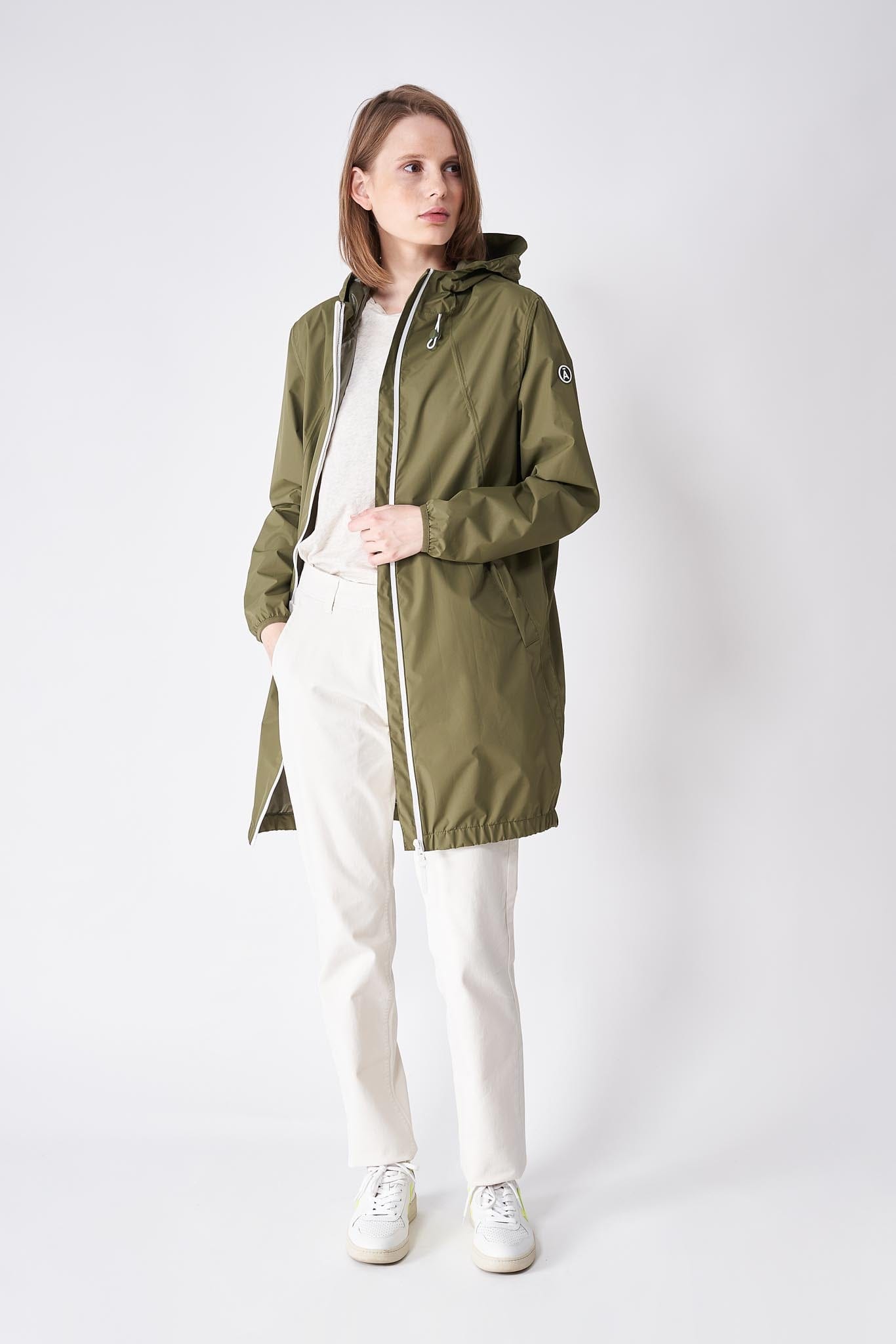 TANTA Long Packable Raincoat